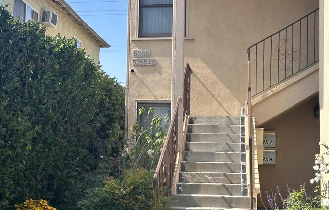 5255 1/2 VIA CAMPO ST