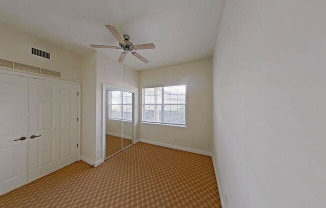 3 beds, 2 baths, $2,000, Unit Unit M-102