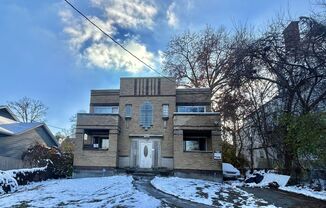 783 N Fred Shuttlesworth Cir