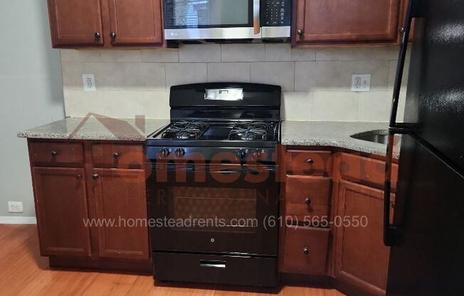 132 W. Hansberry St