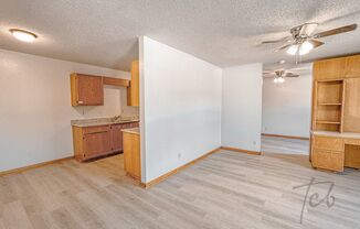 1 bed, 1 bath, $825, Unit #7