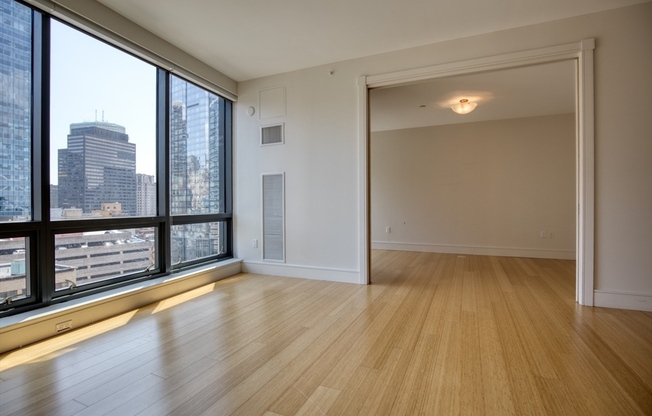 2 beds, 2 baths, 1,291 sqft, $5,750, Unit 1405
