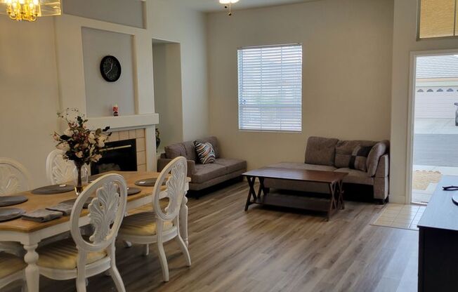 North Shores Single Story 3/2/2
