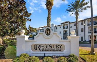 Spacious 1 bedroom overlooking pool at The Registry!