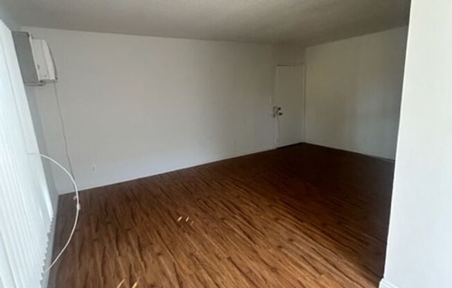 1 bed, 1 bath, $1,750, Unit 844-5