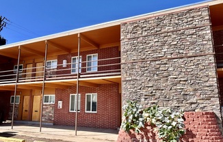 4455 North Harlan