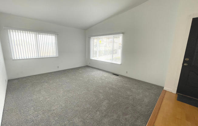 Spacious 3 Bedroom Home with Backyard Patio in Pacifica