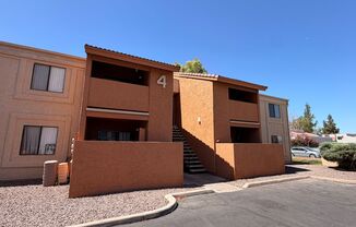 1 bedroom, 1 bath unit near the light rail in Tempe!