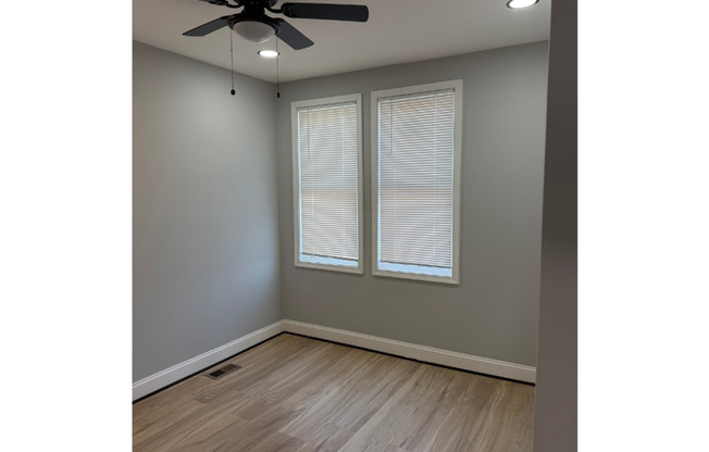 3806 Harlem Avenue