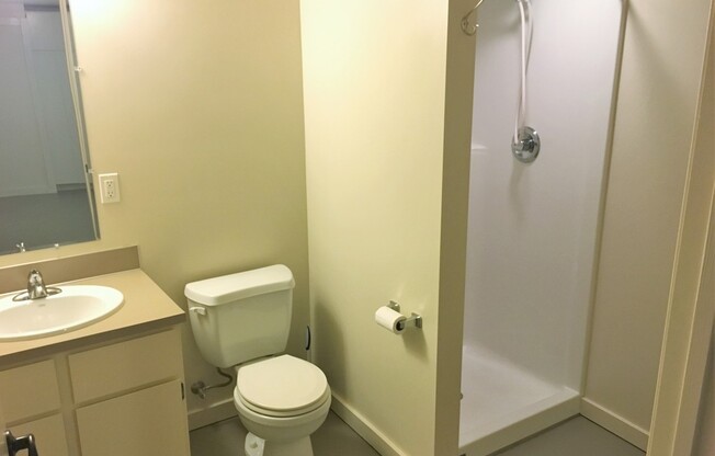 Studio, 1 bath, 554 sqft, $1,395, Unit A13