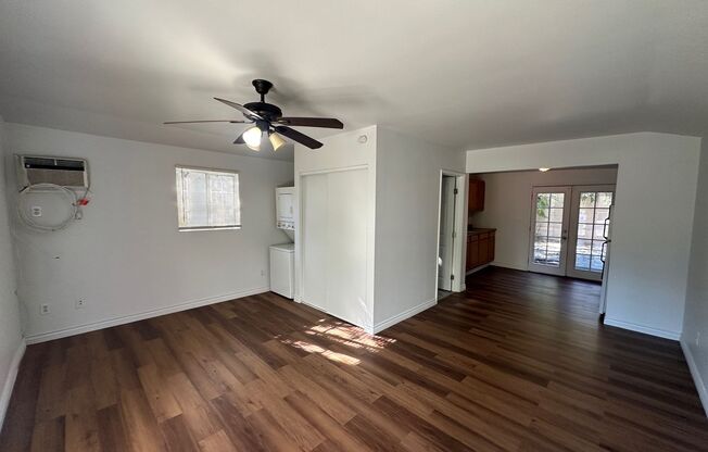 Studio, 1 bath, 400 sqft, $2,095, Unit Studio