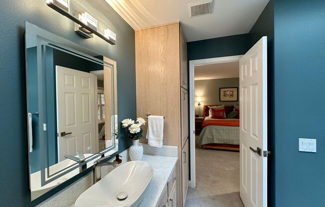 55+ Gated Semiahmoo Community! 9048 Gleneagle Dr, Blaine