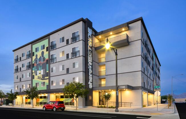 1 bed, 1 bath, 580 sqft, $1,465, Unit 203