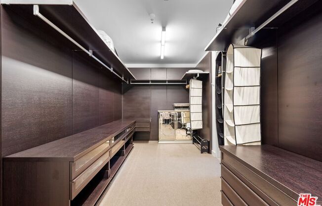 2 beds, 3 baths, 1,830 sqft, $6,500, Unit 12B