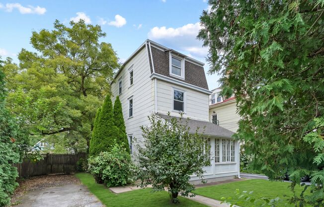 316 LOCUST AVE