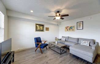 2 beds, 2 baths, 960 sqft, $2,100, Unit 203