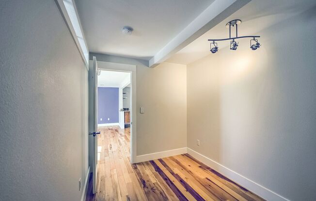 2 beds, 1 bath, $1,890, Unit Unit 208