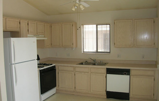 3 beds, 2 baths, $1,700