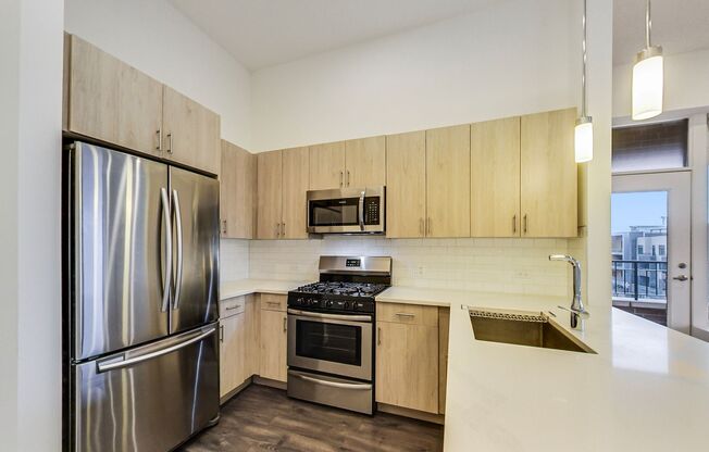 1509 N Western