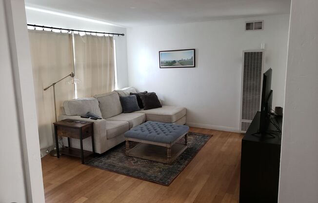 Carlsbad Blvd (Single Story Duplex)