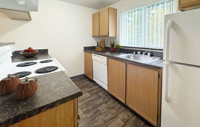 2 beds, 1 bath, 893 sqft, $1,759, Unit H202