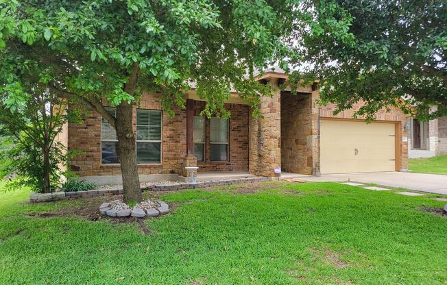 Bright and Zen 4 bedroom in coveted Spanish Oaks
