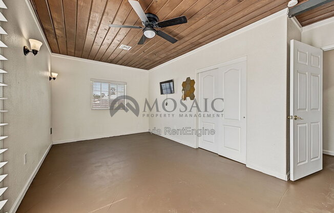 3 beds, 2 baths, 1,553 sqft, $2,300
