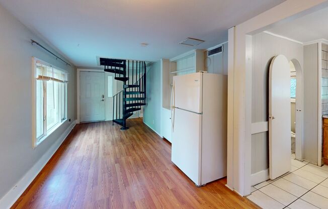 1 bed, 1 bath, $1,045, Unit Unit 2818