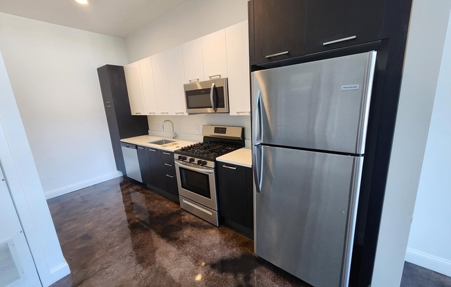 1 bed, 1 bath, 793 sqft, $2,550, Unit 403