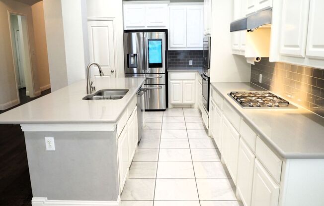 4 Bed 3.5 Bath in Harvest