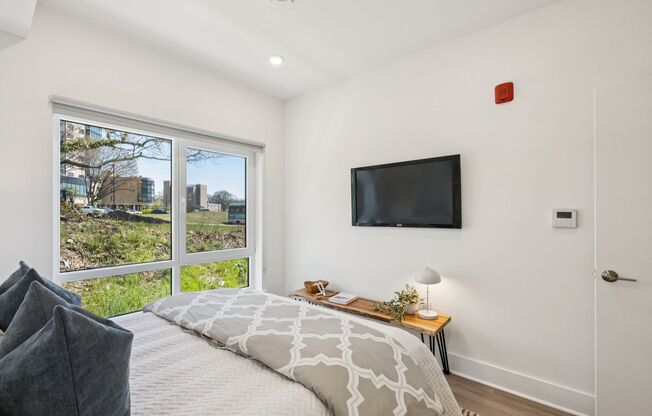 1 bed, 1 bath, 590 sqft, $1,540, Unit D210