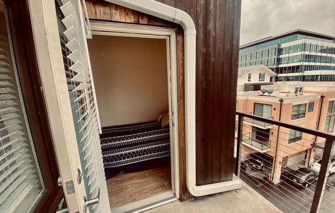 Studio, 1 bath, 178 sqft, $1,375, Unit 512
