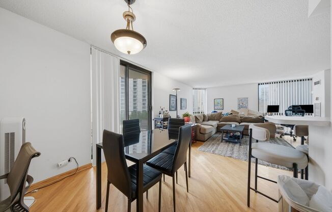 2 beds, 2 baths, $3,700, Unit # 502