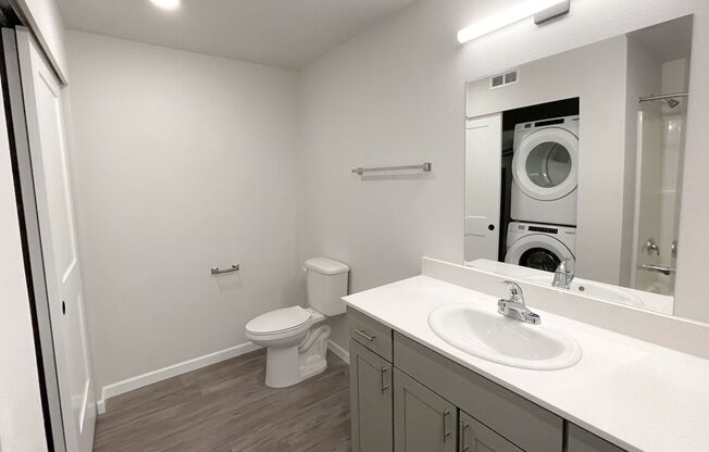 1 bed, 1 bath, 660 sqft, $1,625, Unit 415