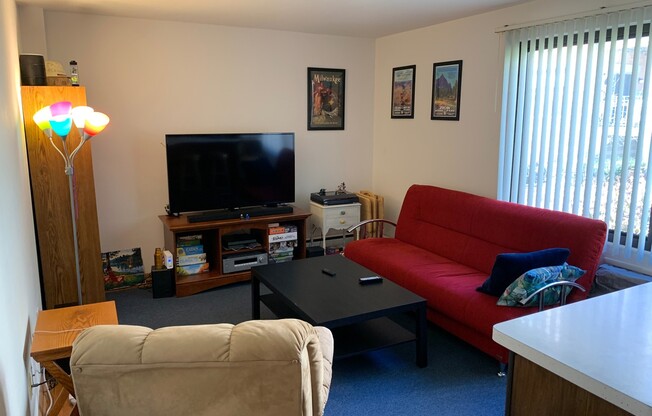 1441 Franklin