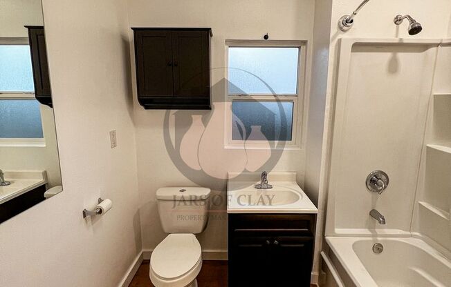 2 beds, 1 bath, $1,750