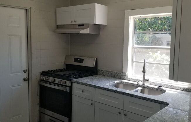 2 beds, 1 bath, 506 sqft, $1,200