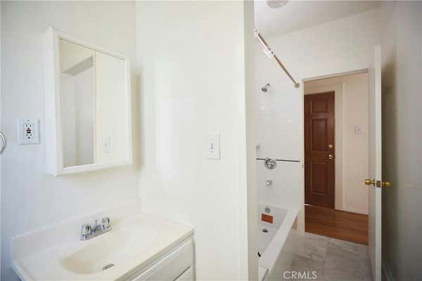 Studio, 1 bath, 635 sqft, $2,295