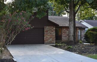 4006 SWEET GUM TRL