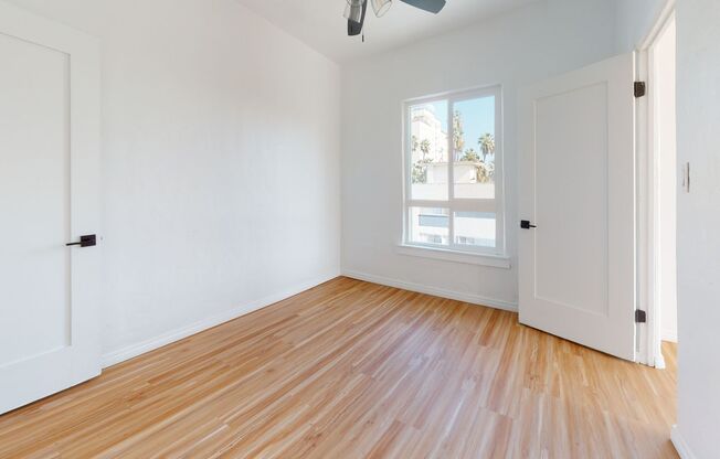 1 bed, 1 bath, 400 sqft, $1,841, Unit 2