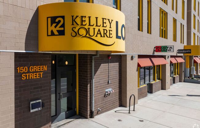 2 beds, 1 bath, 1,008 sqft, $2,295, Unit Unit 305