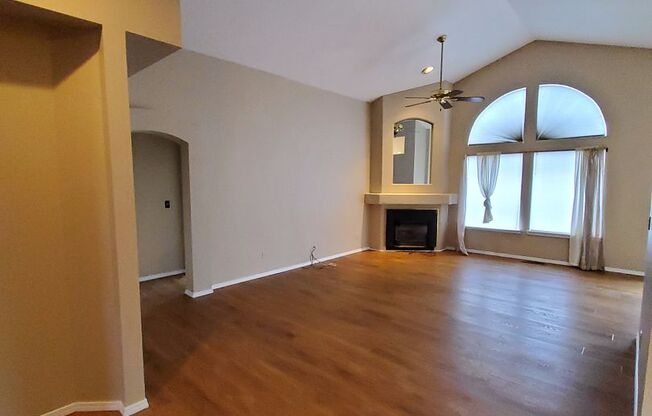 Great Home In Charbonneau