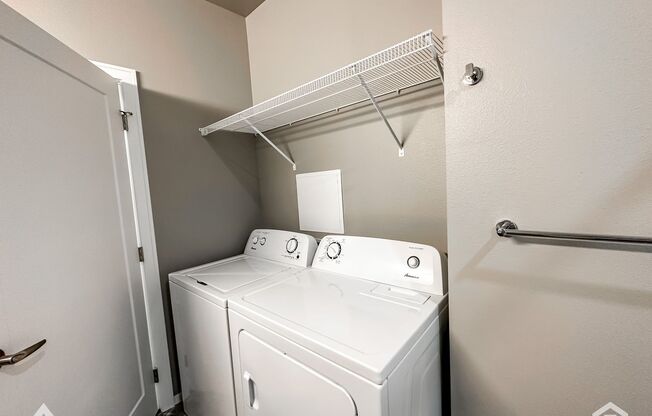 Studio, 1 bath, 567 sqft, $875, Unit 5520-4319