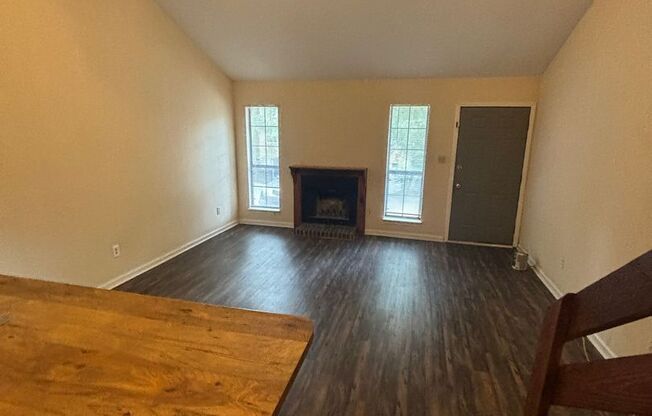 Charming 1 Bedroom 1 Bathroom with a loft!