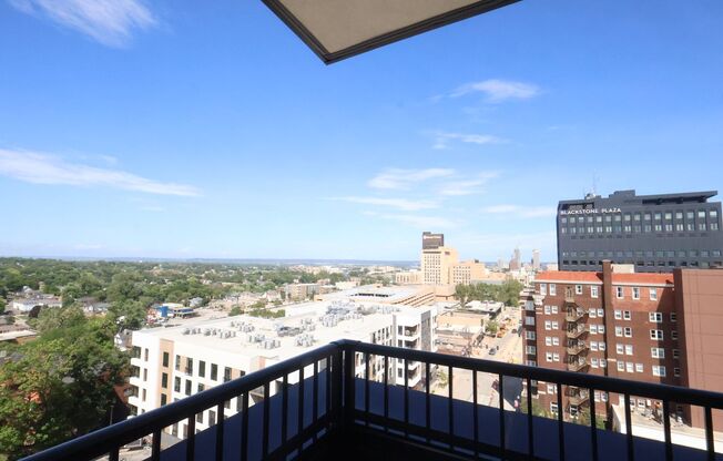 2 beds, 2 baths, 1,297 sqft, $3,600, Unit 908