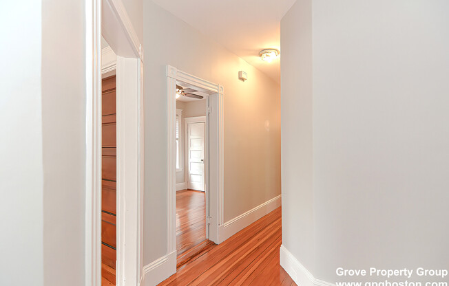 83 FARRAGUT RD