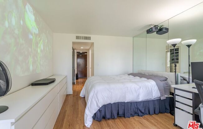 2 beds, 2 baths, 1,172 sqft, $4,550, Unit 1105