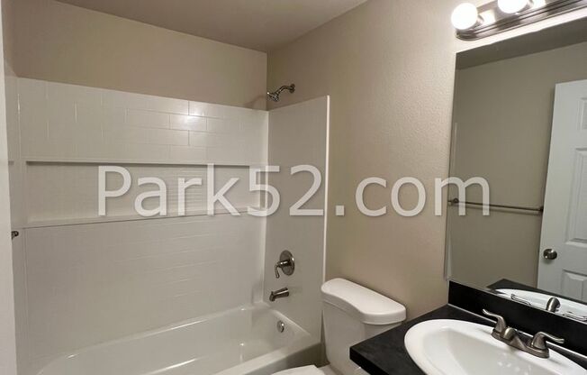 1 bed, 1 bath, $1,050, Unit 14406-02