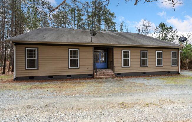 Fantastic one level ranch close to Carrboro