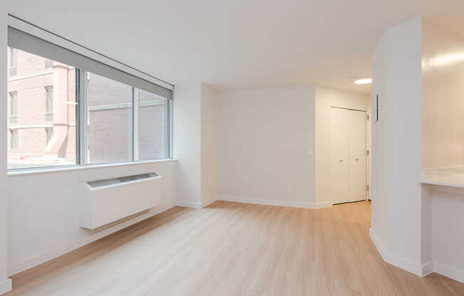 180 Riverside Blvd